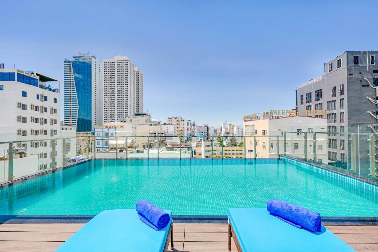 Celina Hotel & Apartment Đà Nẵng Extérieur photo